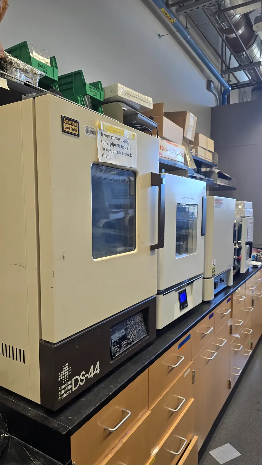 Laboratory thermal processing ovens